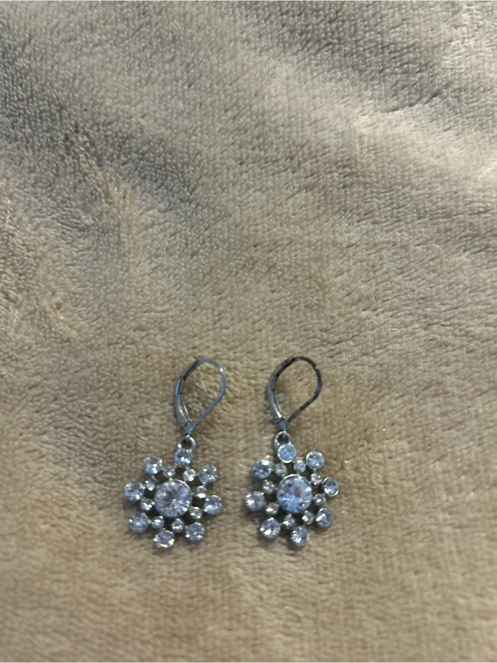 Sparkling Silver Tone Crystal Flower Drop Earrings - White